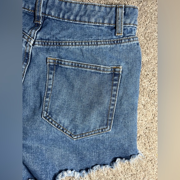 Jean shorts - Picture 3 of 4